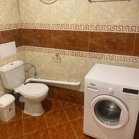 Beachfront, 2 Bed With Sea Views *